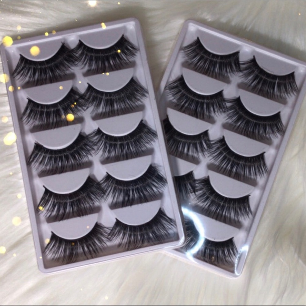 Eyelash extension